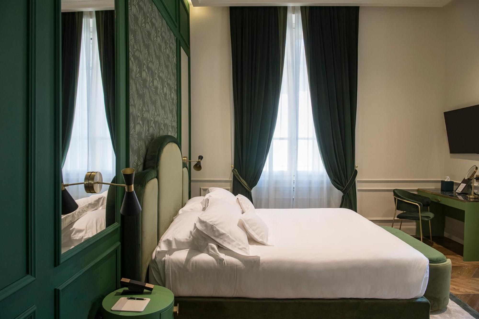 Hotel La Gemma Firenze Esterno foto A room at the hotel