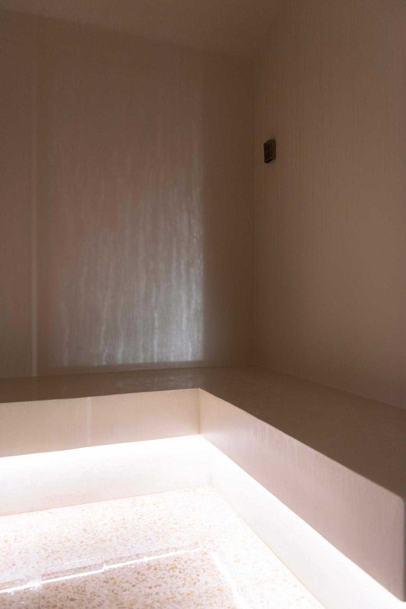 Hotel La Gemma Firenze Esterno foto A shower curtain